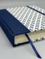 Preview: Notizbuch Tagebuch Bindung Lesebändchen Detail blau Blume