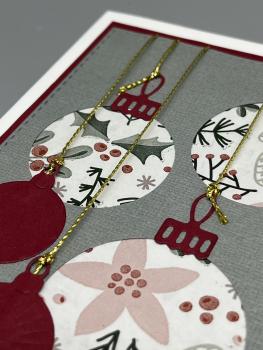 Preview: Weihnachtskarte A6 Geschenk Detail Kordel