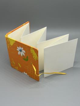 Buch Satinband Fotos Seiten Faltung Faltbuch orange