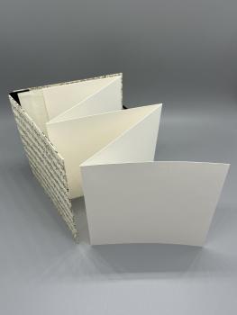 Buch Fotos Faltbuch Innenseiten weiß zickzack