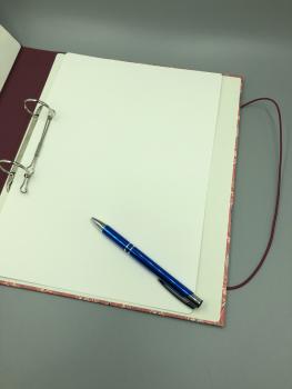 Ringbuch A4 Ordner Hefter rot Deckblatt Stift Ringmechanik