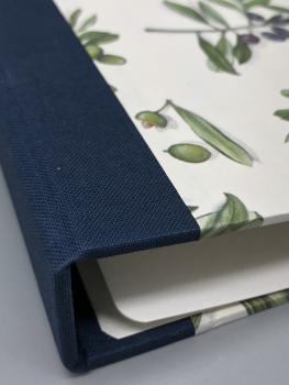 Preview: Buch Herzen blau bunt Front Rücken Bindung Leinen