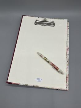 umgeschlagene Klemm-Mappe A4 Renouveau mit Stift im passenden Dekor