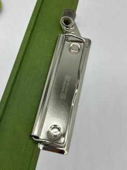 Preview: Notizbuch Mappe Klemme A5 grün Lavendel Detail