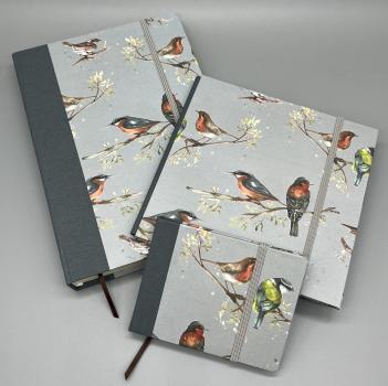 Preview: Geschenkpapier Anwendungsbeispiele grau Bücher