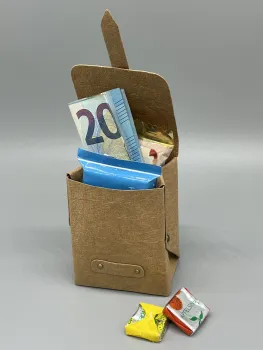 Preview: Geschenk Verpackung Schachtel Wandertasche Wanderung hellbraun Lederoptik Süßigkeit