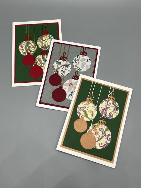 Weihnachtskarte A6 Geschenk Ornamente Kugeln Varianten