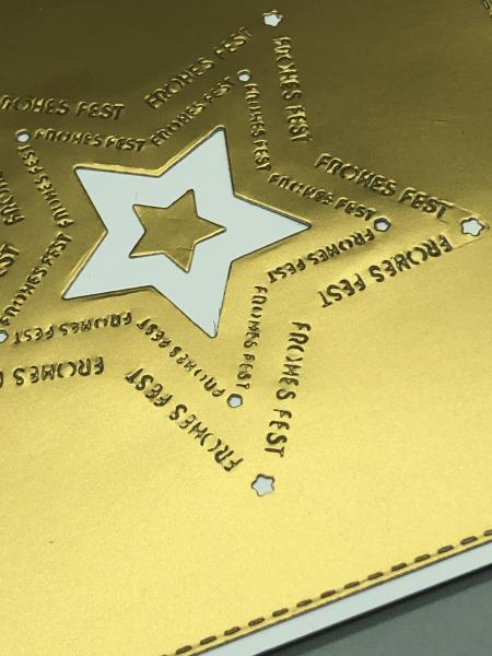 Weihnachtskarte Sterne gold FrohesFest Prägung