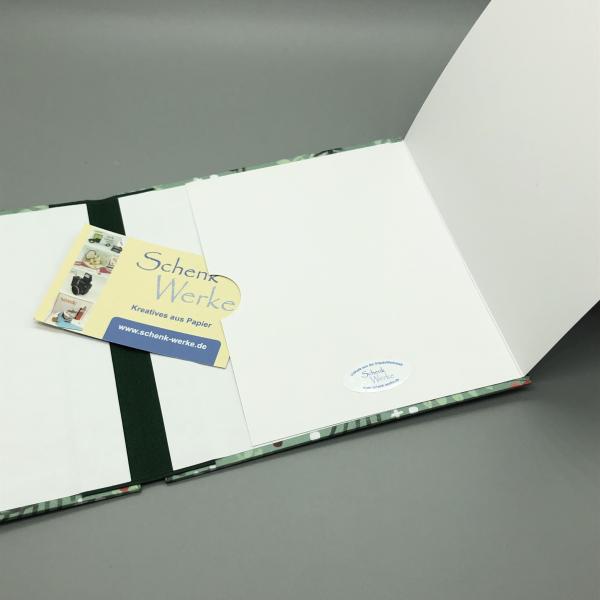 Buch Fotos Gummiband Faltbuch grün  Rücken Leinenbindung Steckfach