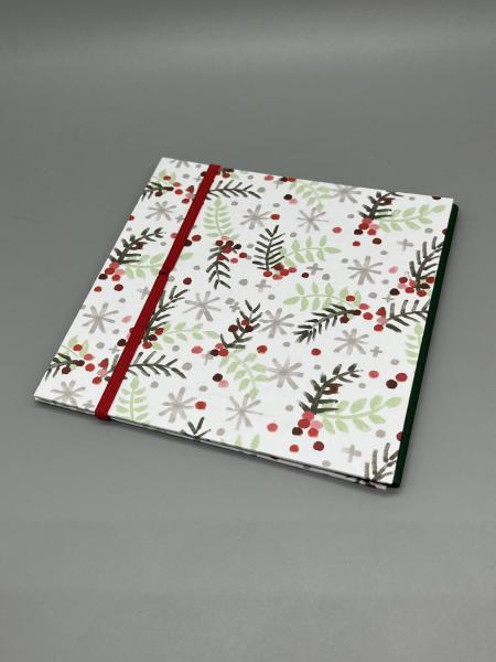Buch Gummiband Faltbuch weiß rot Zweige Schneeflocken Rückseite