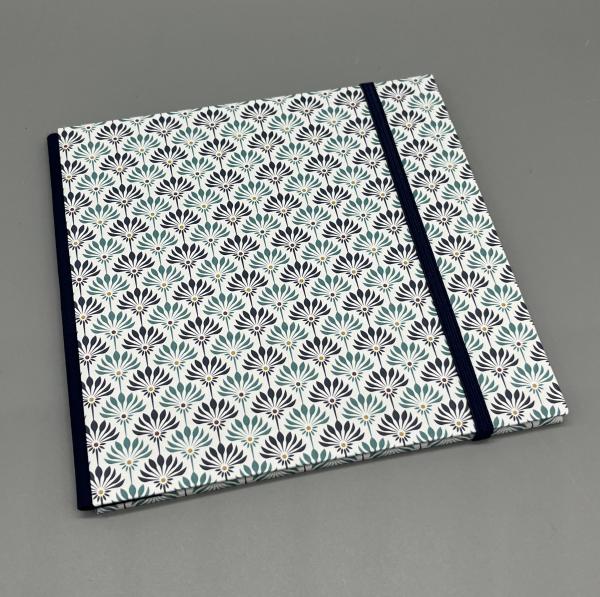 Buch Gummiband Faltbuch Front blau Blüten Muster