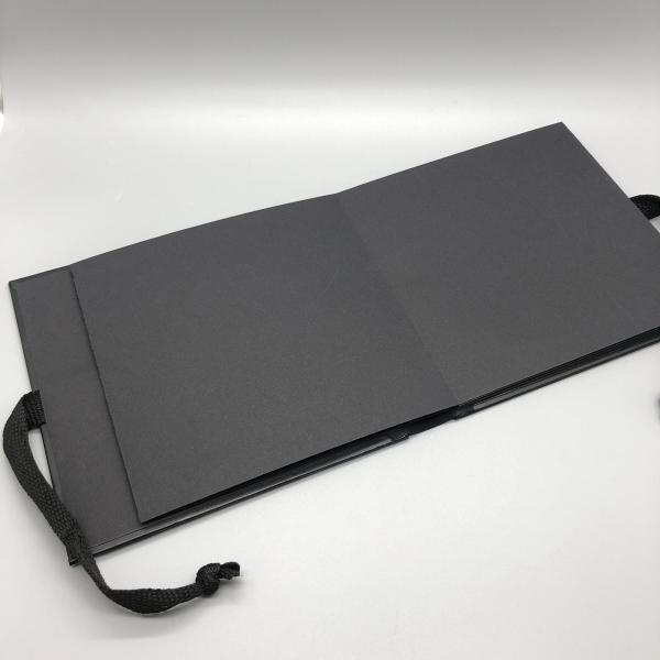 Fotoalbum Buch schwarz Verschluss Band