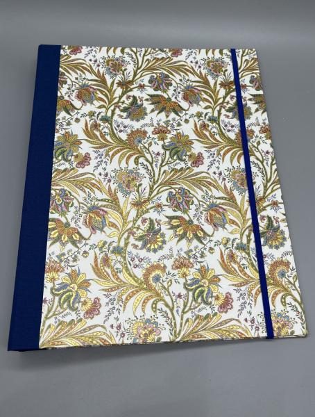 Ringbuch A4 Ranken Florentinisch bunt Vorderseite Gummikordel