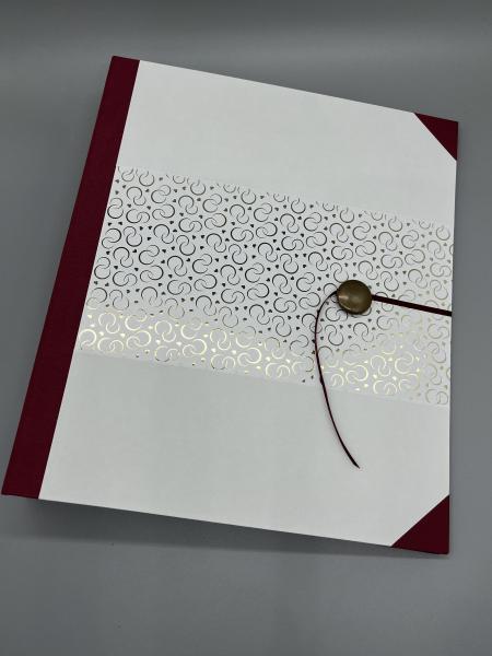 Planer Ringbuch Ringmechanik Front weiß Ringe gold rot