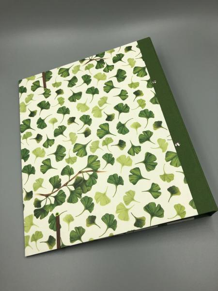 Buch Ordner A4 Ringmechanik Blätter grün  Rückendeckel