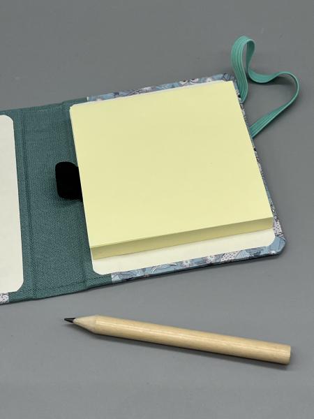 Haftnotizblock mit Stift Eulen – geöffnete Hülle mit Stift und Stiftschlaufe