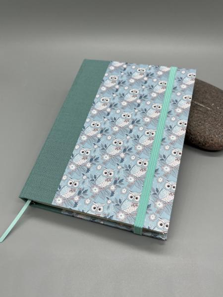Buch  Leinenrücken Gummiband handgebunden Notizen Front Tagebuch mint eukalyptus Eule Vögel