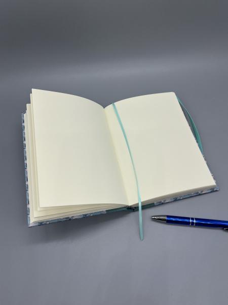 Notizbuch Tagebuch  Seiten Lesebändchen