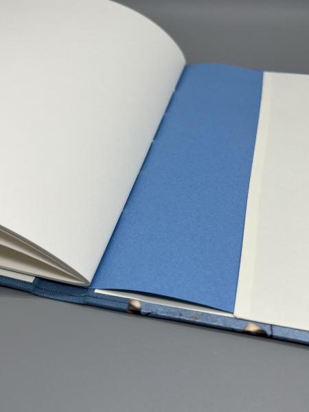 Heft Notizen A5 Buchdeckel Bindung Leinen blau Bienchen