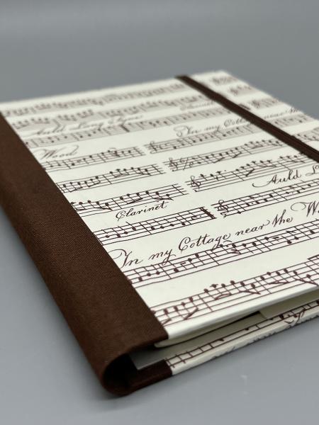 Notizen A6 auswechselbar Heft beige braun Noten Lied Detail Bindung Leinenrücken